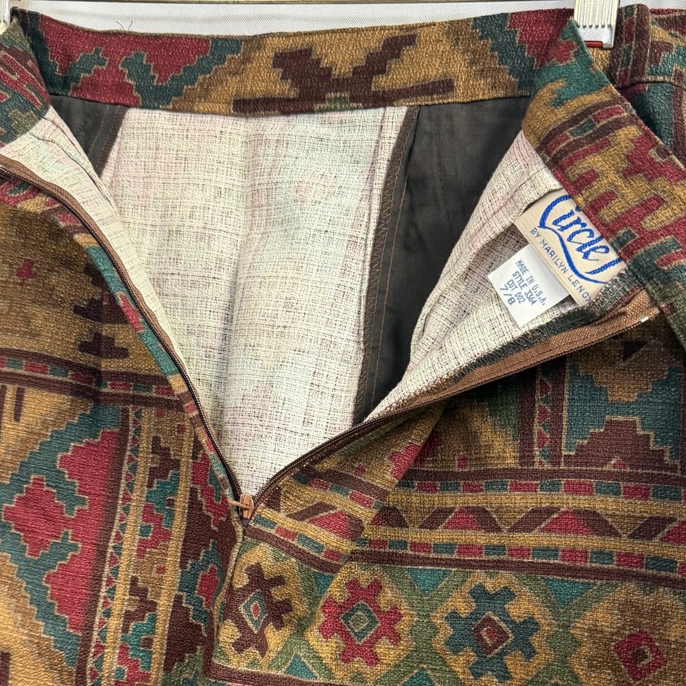 Circle T Vtg Geometric Patterned Vest and Maxi Skirt Set - Picture 7 of 9